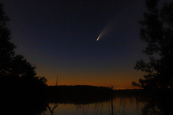 Comet Neowise and Silhouette